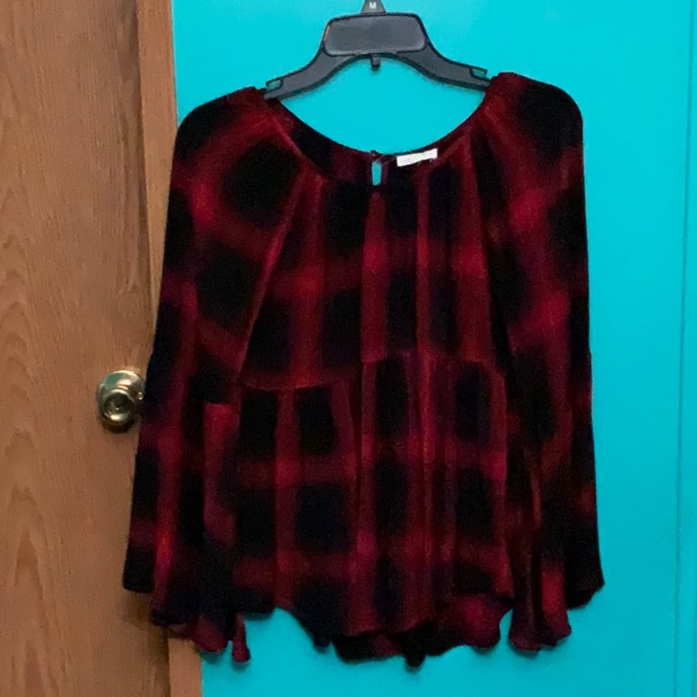 Red and black top